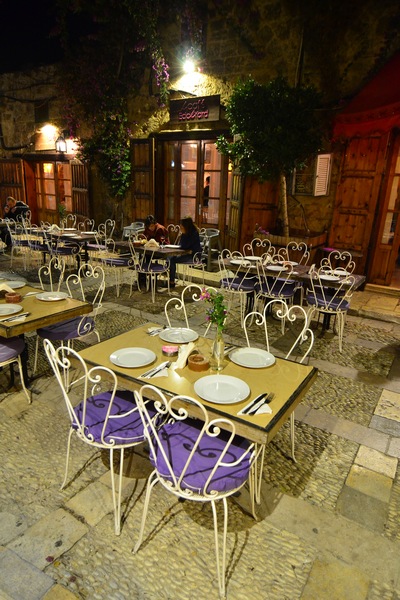Edde Yard on Friday Night